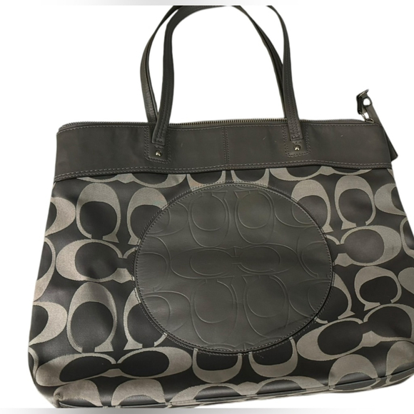 COACH LAURA SIGNATURE GREY TOTE/ SHOULDER BAG - Picture 4 of 10